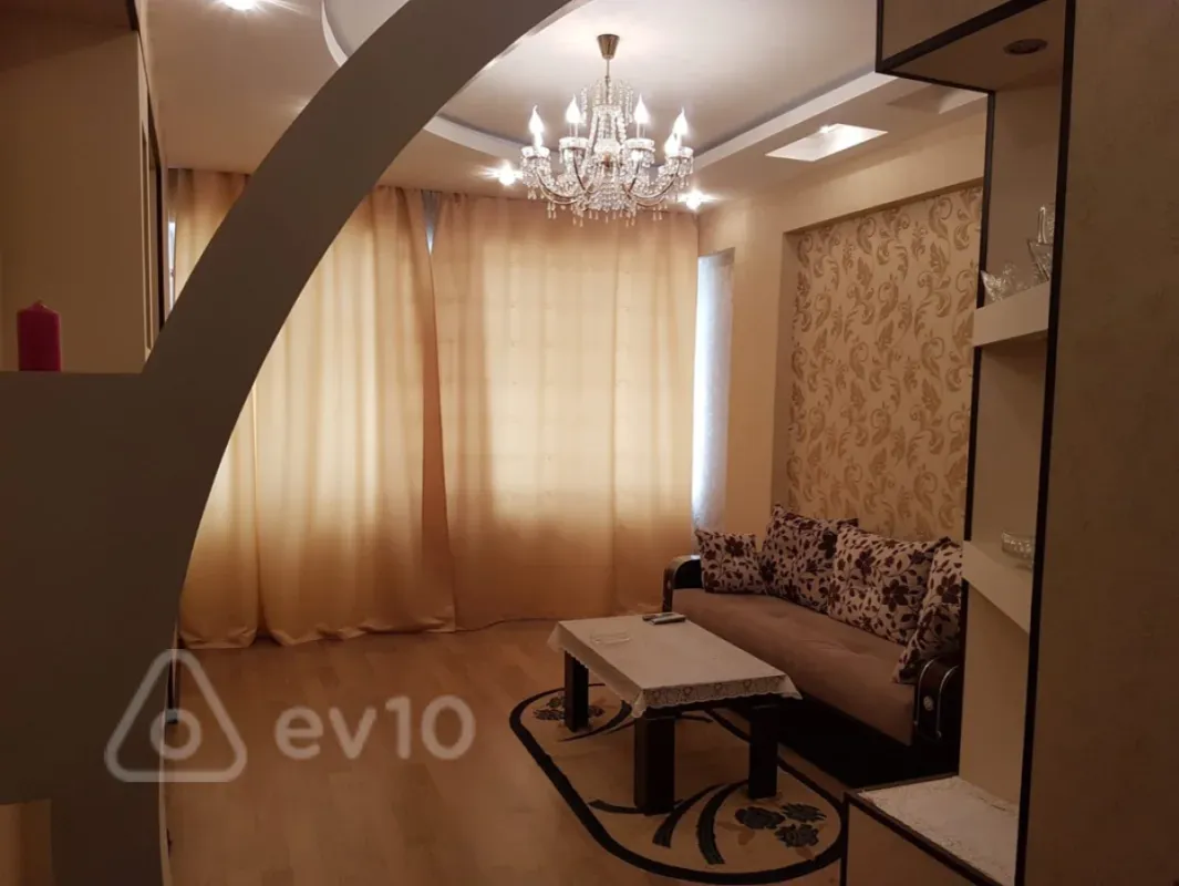 Kirayə verilir 2 otaqlı yeni tikili 55 m²