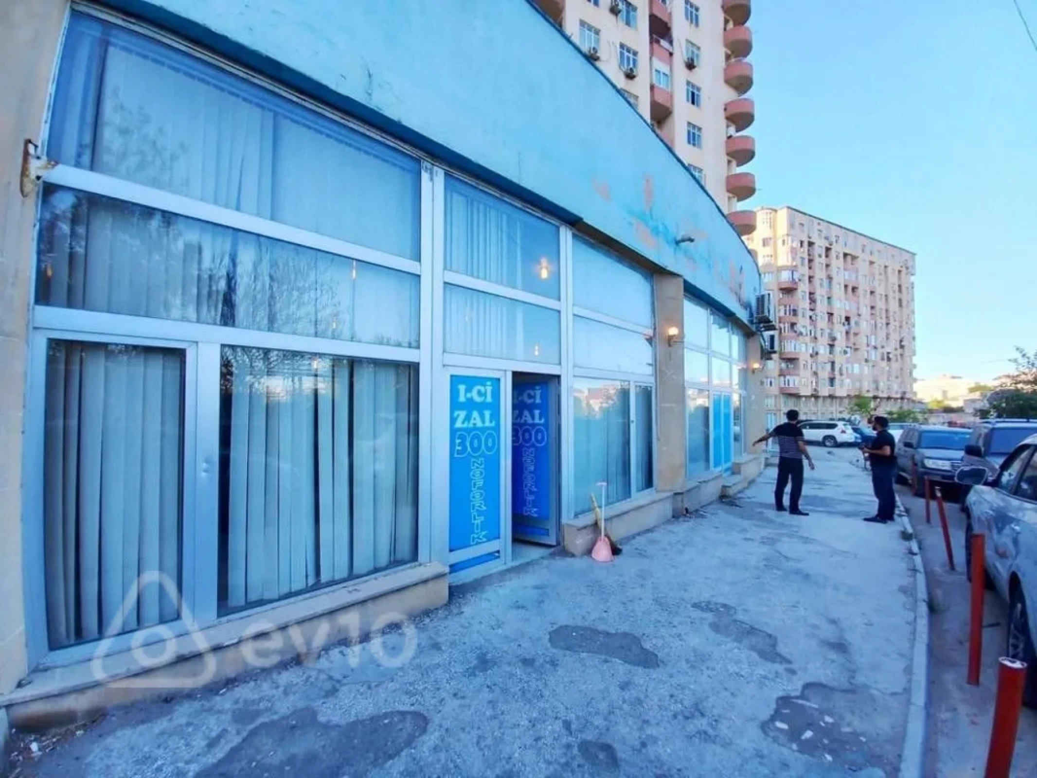 Kirayə verilir mənzil 300 m²