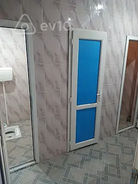 Kirayə verilir mənzil 300 m²