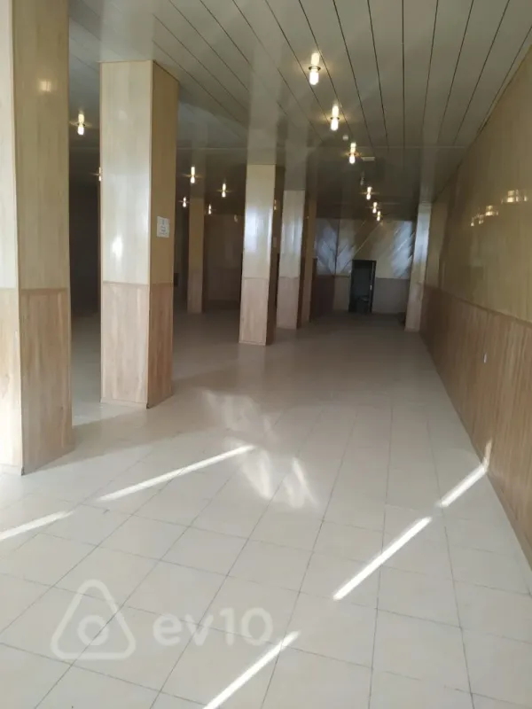 Kirayə verilir mənzil 300 m²