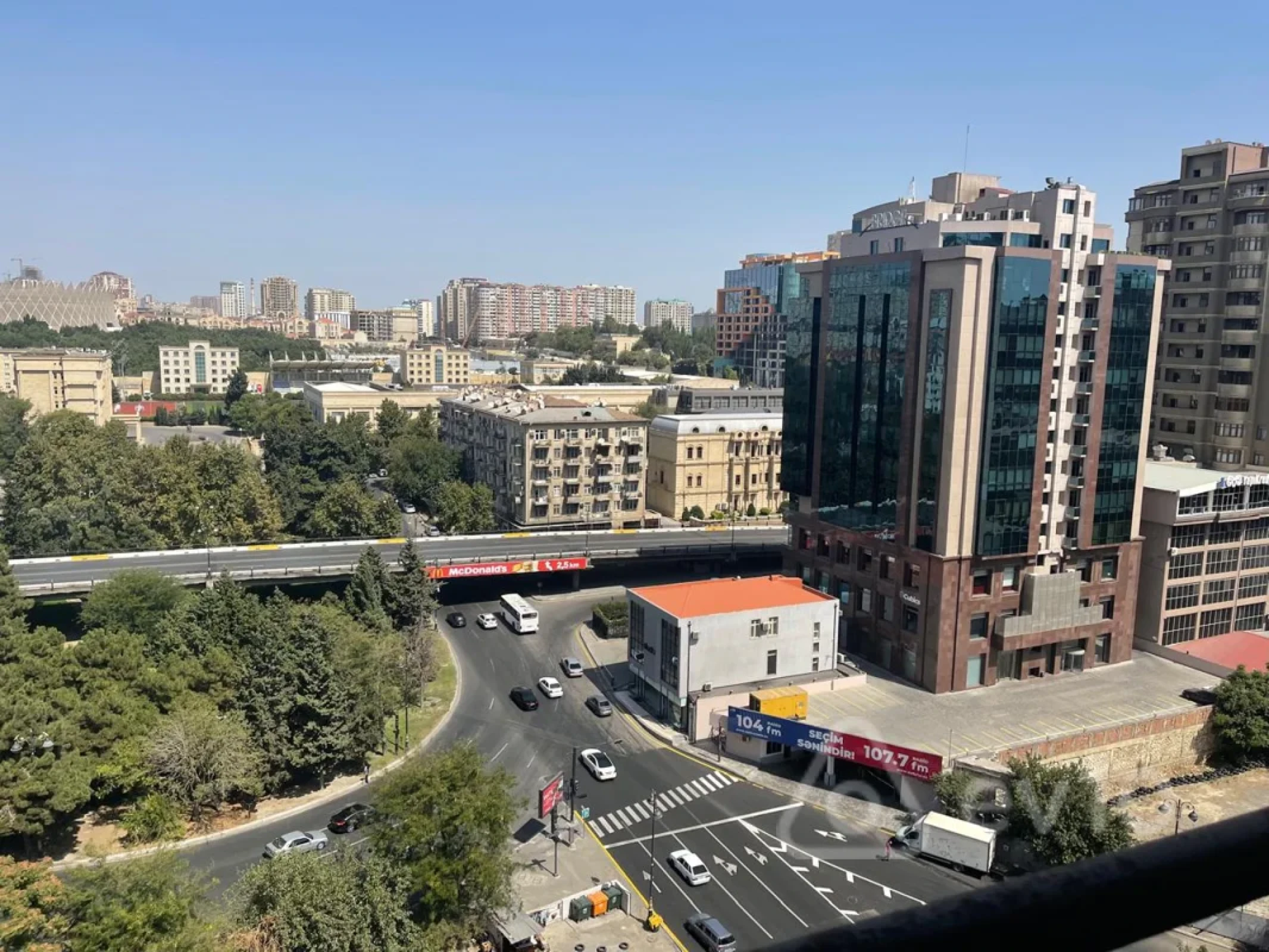 Satılır 3 otaqlı yeni tikili 103 m²