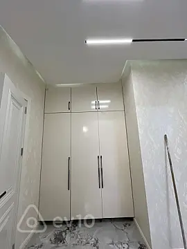 Kirayə verilir 2 otaqlı yeni tikili 68 m²