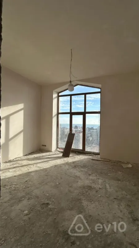 Satılır 4 otaqlı yeni tikili 130 m²