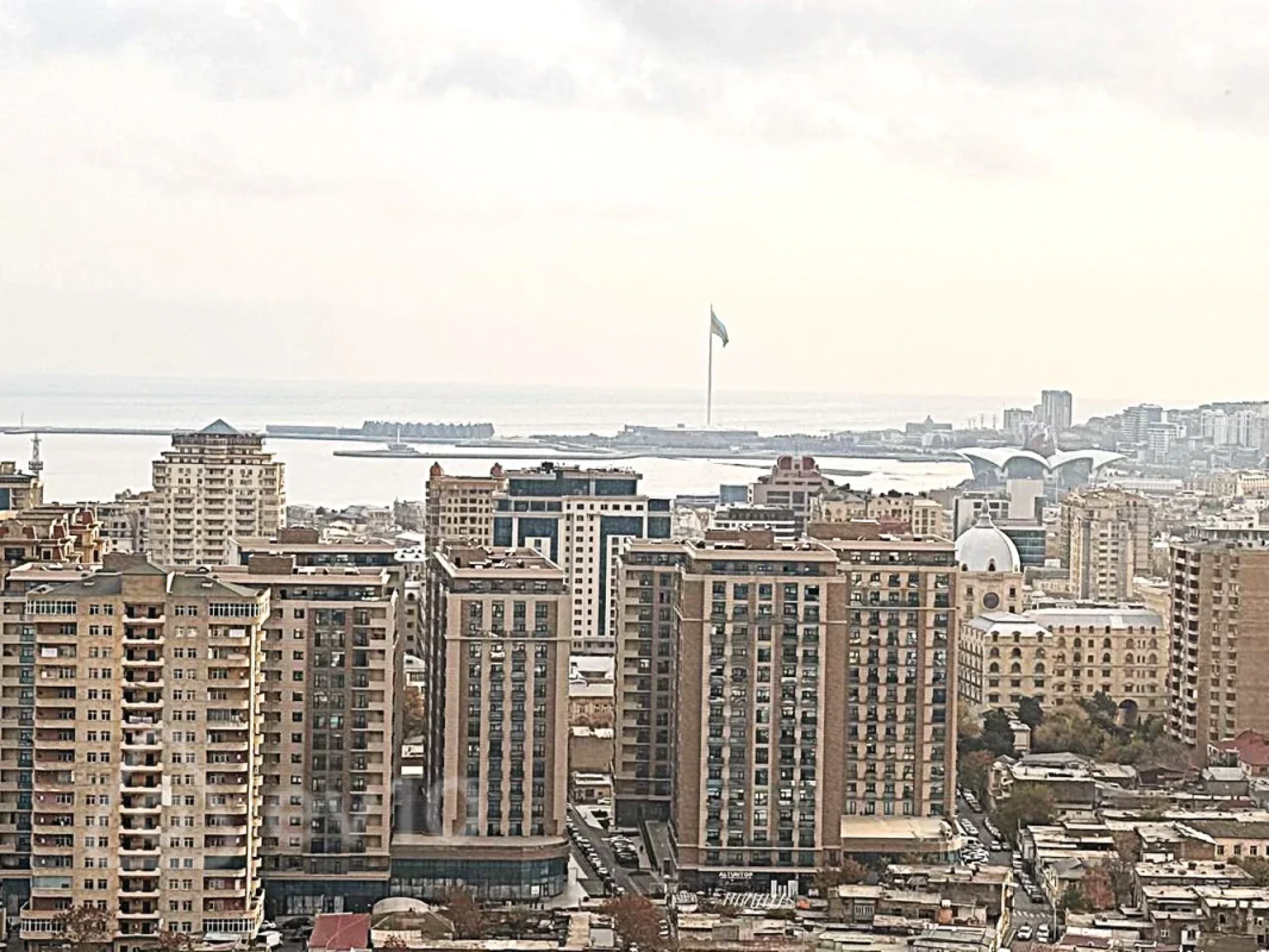 Satılır 4 otaqlı yeni tikili 130 m²