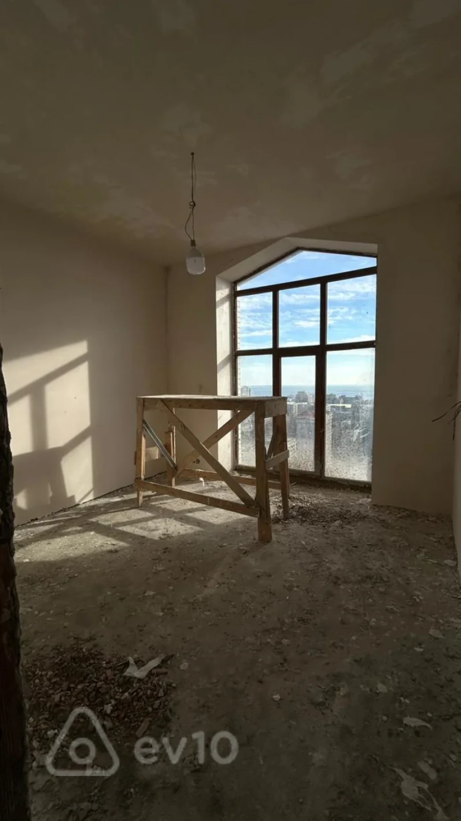 Satılır 4 otaqlı yeni tikili 130 m²