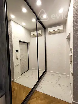 Kirayə verilir 3 otaqlı yeni tikili 70 m²