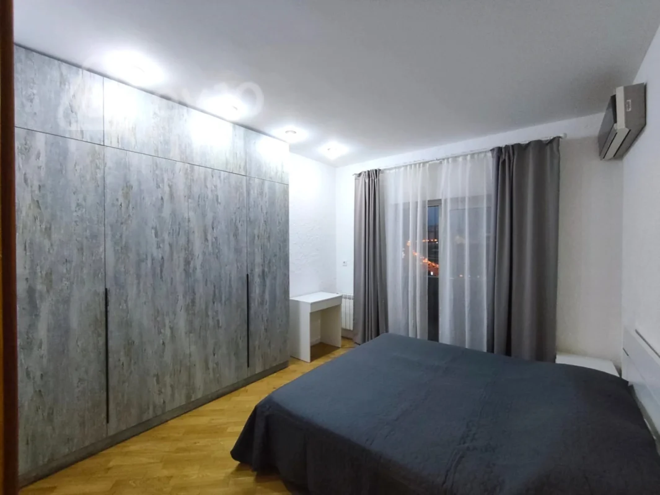 Kirayə verilir 3 otaqlı yeni tikili 70 m²