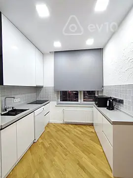 Kirayə verilir 3 otaqlı yeni tikili 70 m²
