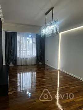 Satılır 3 otaqlı yeni tikili 101 m²