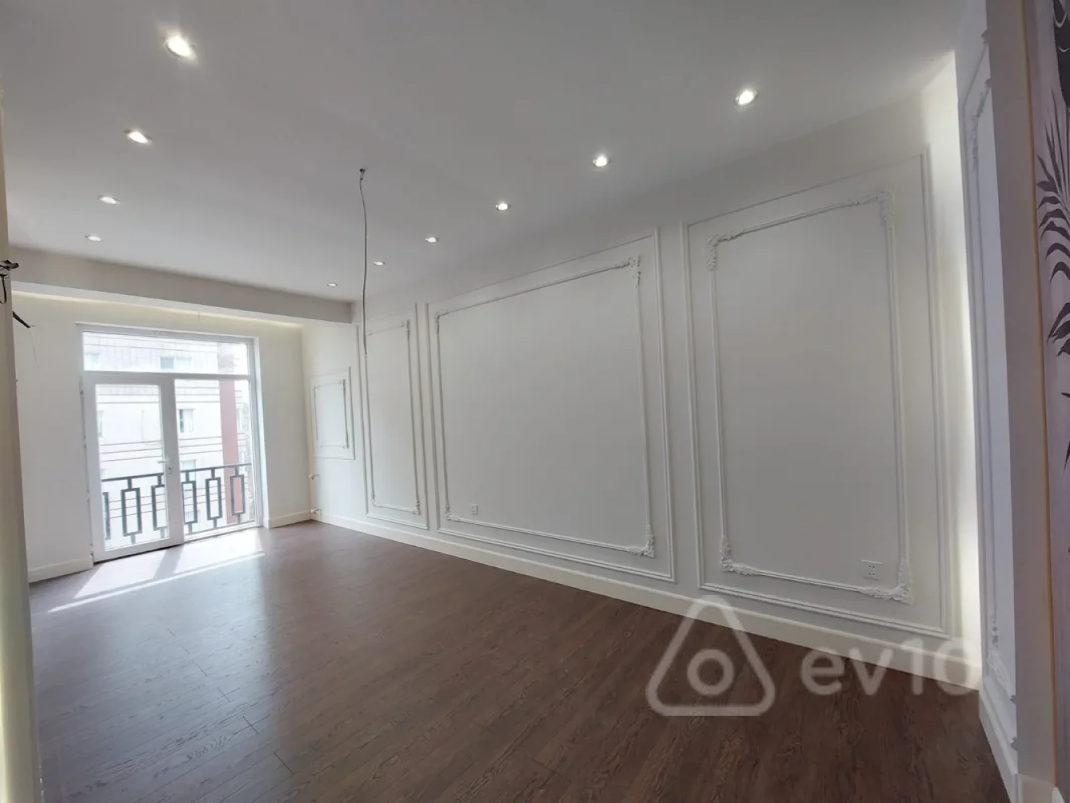 Satılır 2 otaqlı yeni tikili 70 m²