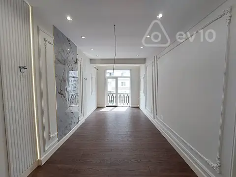 Satılır 2 otaqlı yeni tikili 70 m²