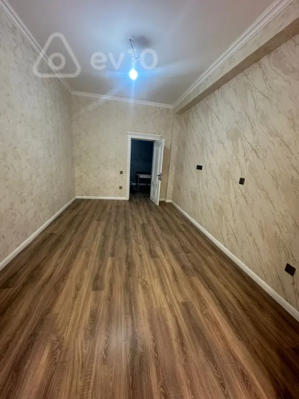 Satılır 2 otaqlı yeni tikili 85 m²