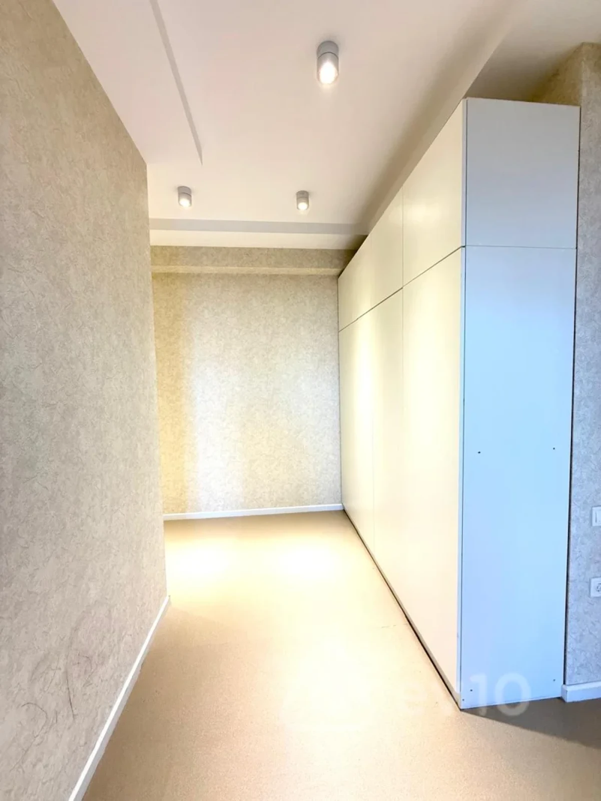 Satılır 3 otaqlı yeni tikili 122 m²