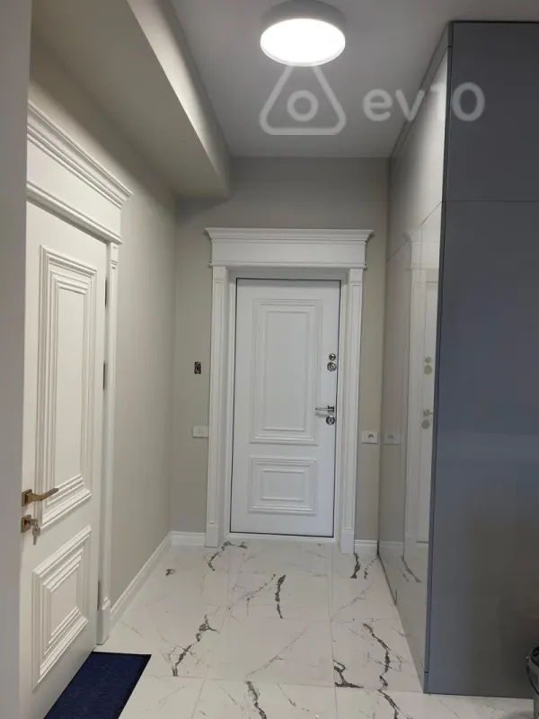 Kirayə verilir 2 otaqlı yeni tikili 90 m²