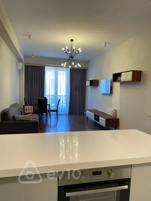 Kirayə verilir 2 otaqlı yeni tikili 90 m²