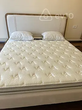 Kirayə verilir 2 otaqlı yeni tikili 90 m²