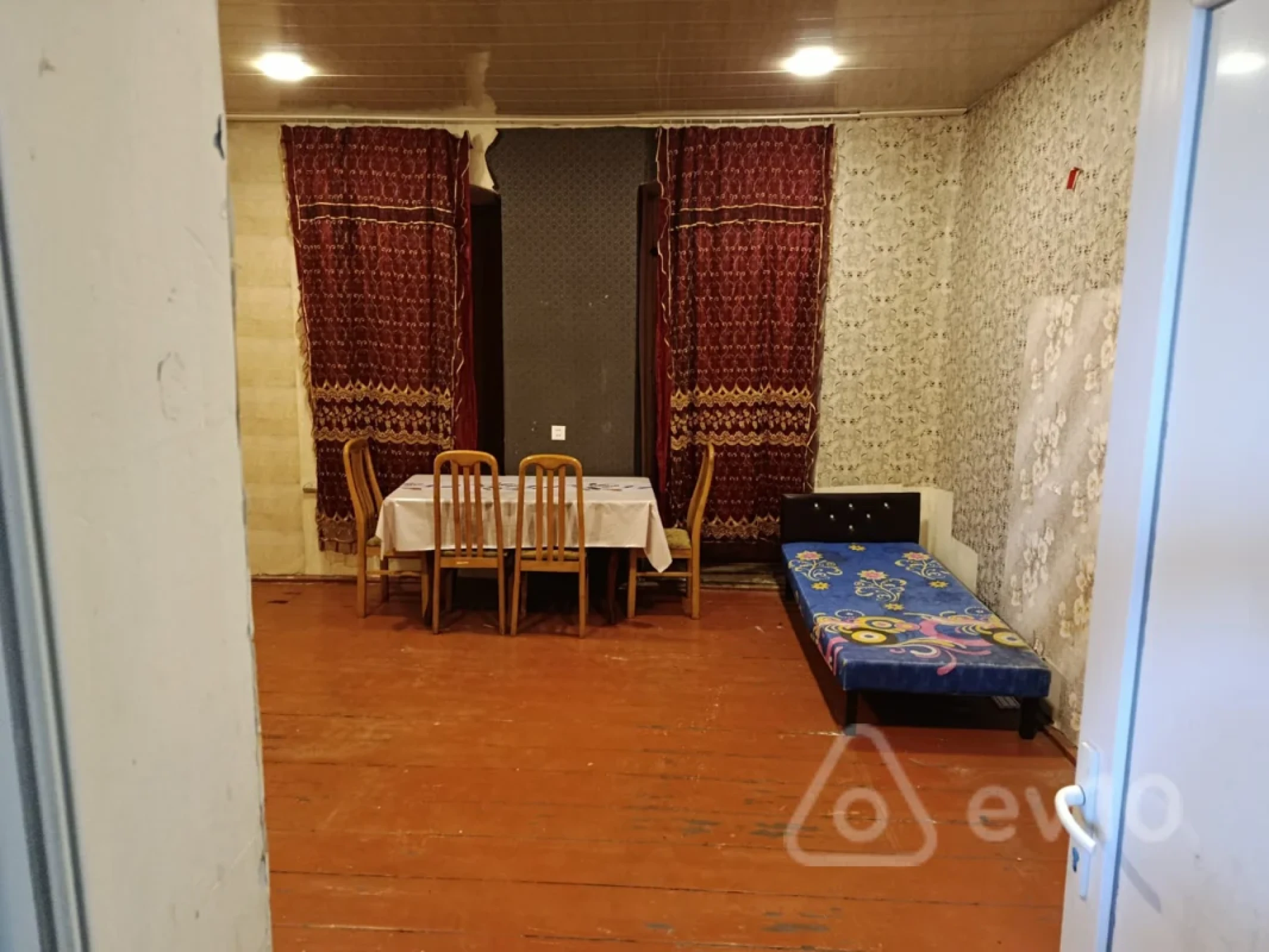 Kirayə verilir 1 otaqlı köhnə tikili 30 m²