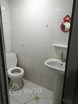 Kirayə verilir 1 otaqlı köhnə tikili 30 m²