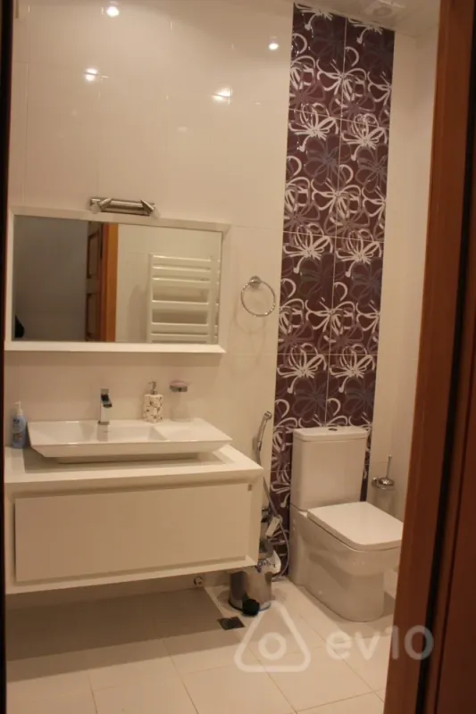 Satılır 3 otaqlı yeni tikili 136 m²