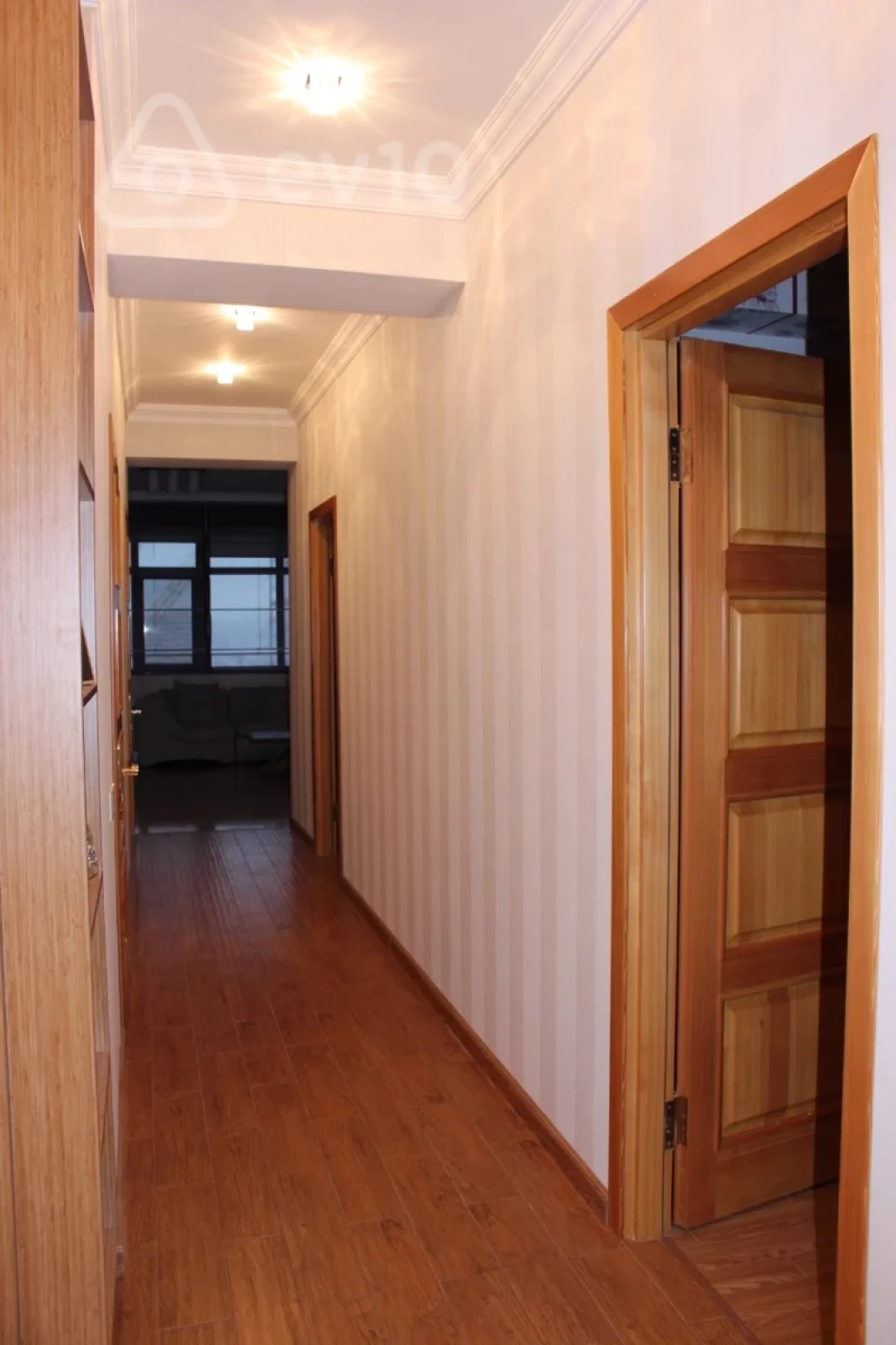 Satılır 3 otaqlı yeni tikili 136 m²