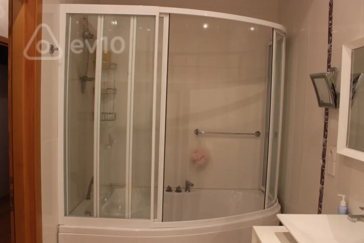 Satılır 3 otaqlı yeni tikili 136 m²