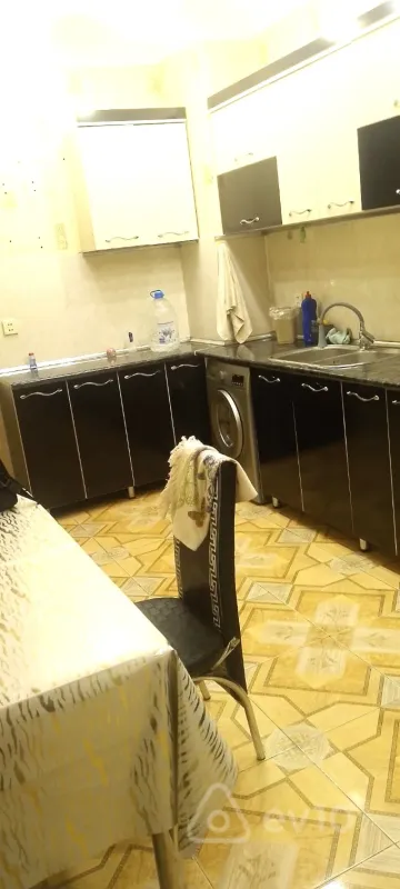 Kirayə verilir 3 otaqlı yeni tikili 110 m²