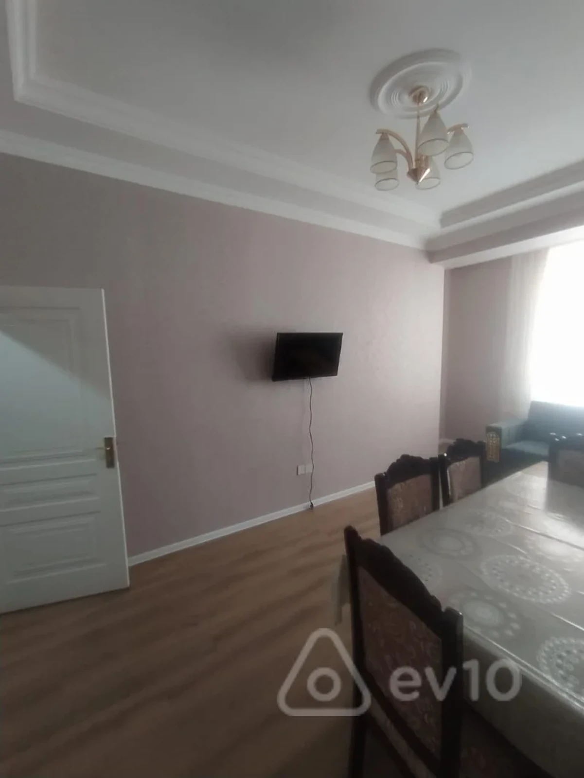 Kirayə verilir 2 otaqlı yeni tikili 55 m²