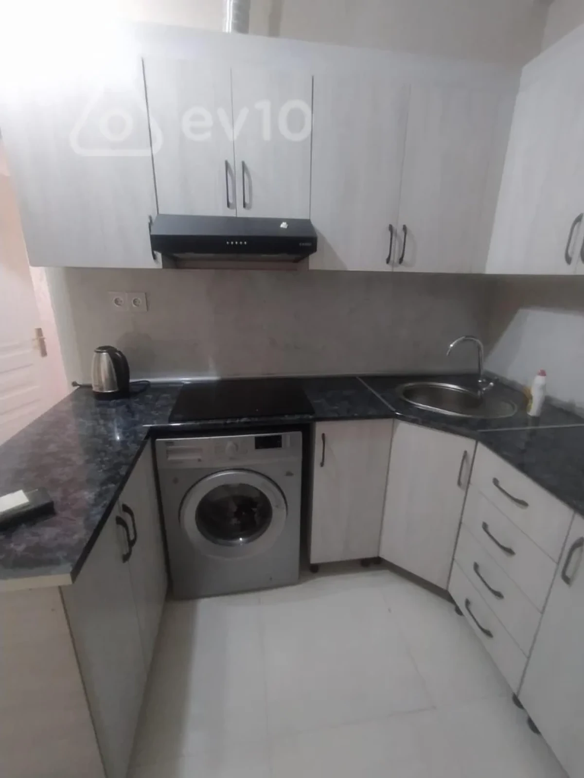Kirayə verilir 2 otaqlı yeni tikili 55 m²