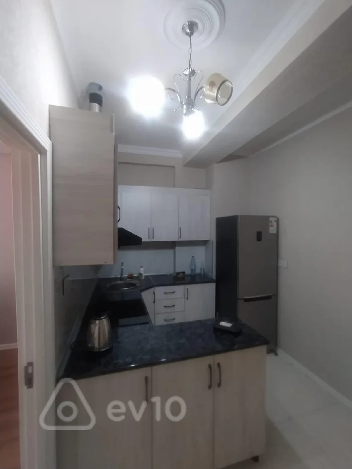 Kirayə verilir 2 otaqlı yeni tikili 55 m²