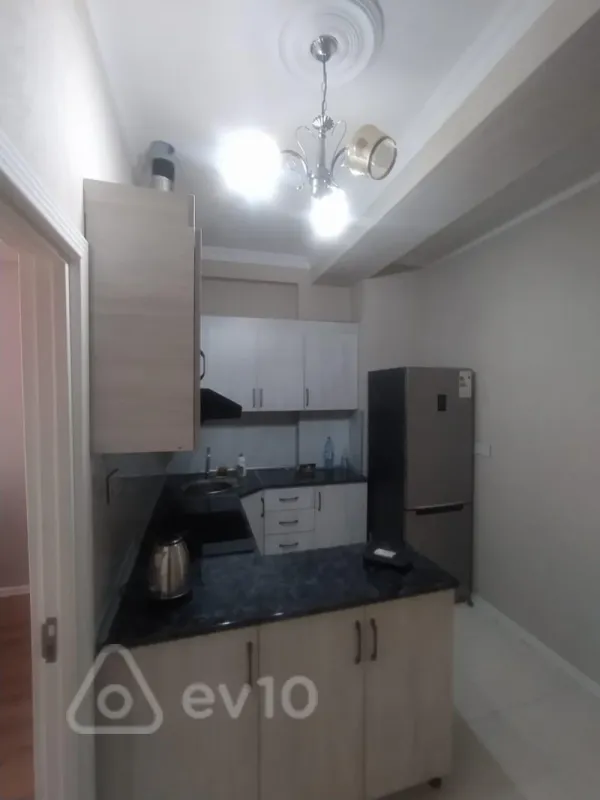 Kirayə verilir 2 otaqlı yeni tikili 55 m²