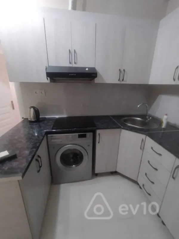 Kirayə verilir 2 otaqlı yeni tikili 55 m²