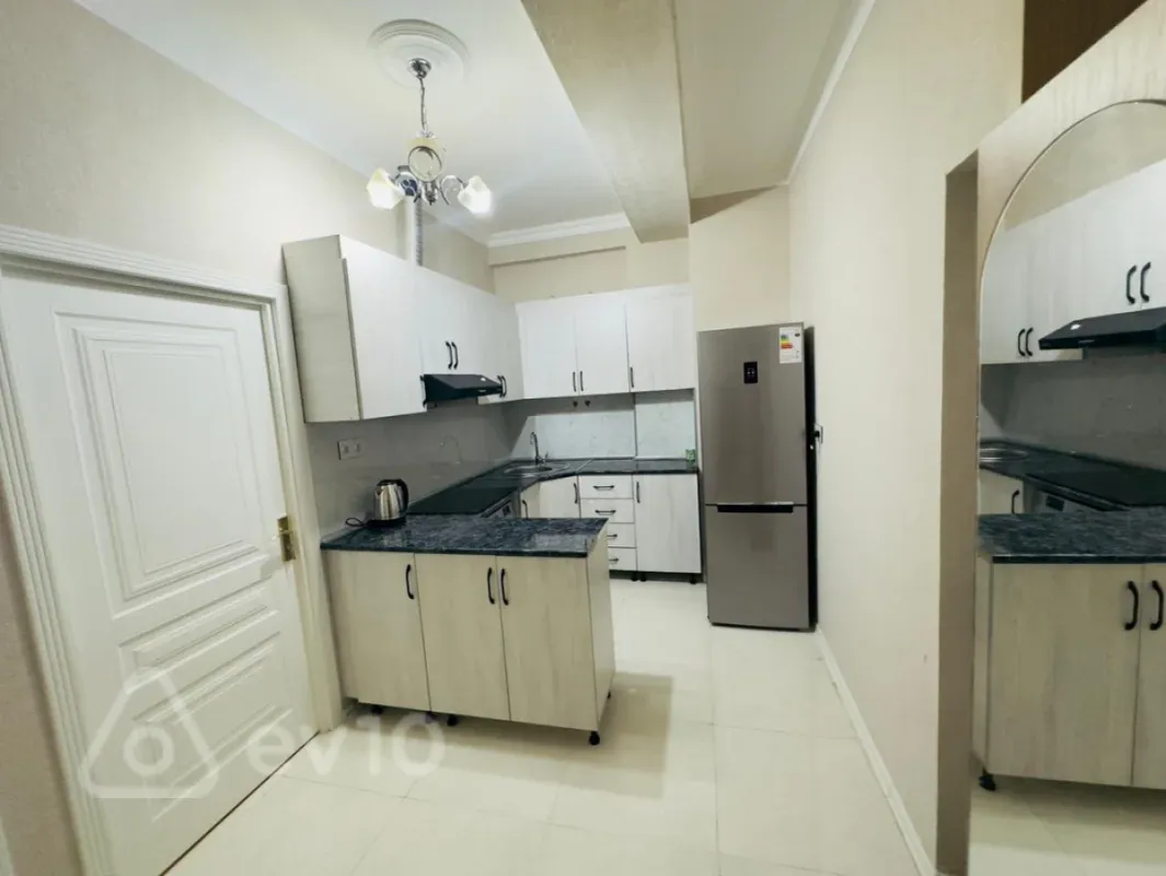 Kirayə verilir 2 otaqlı yeni tikili 55 m²