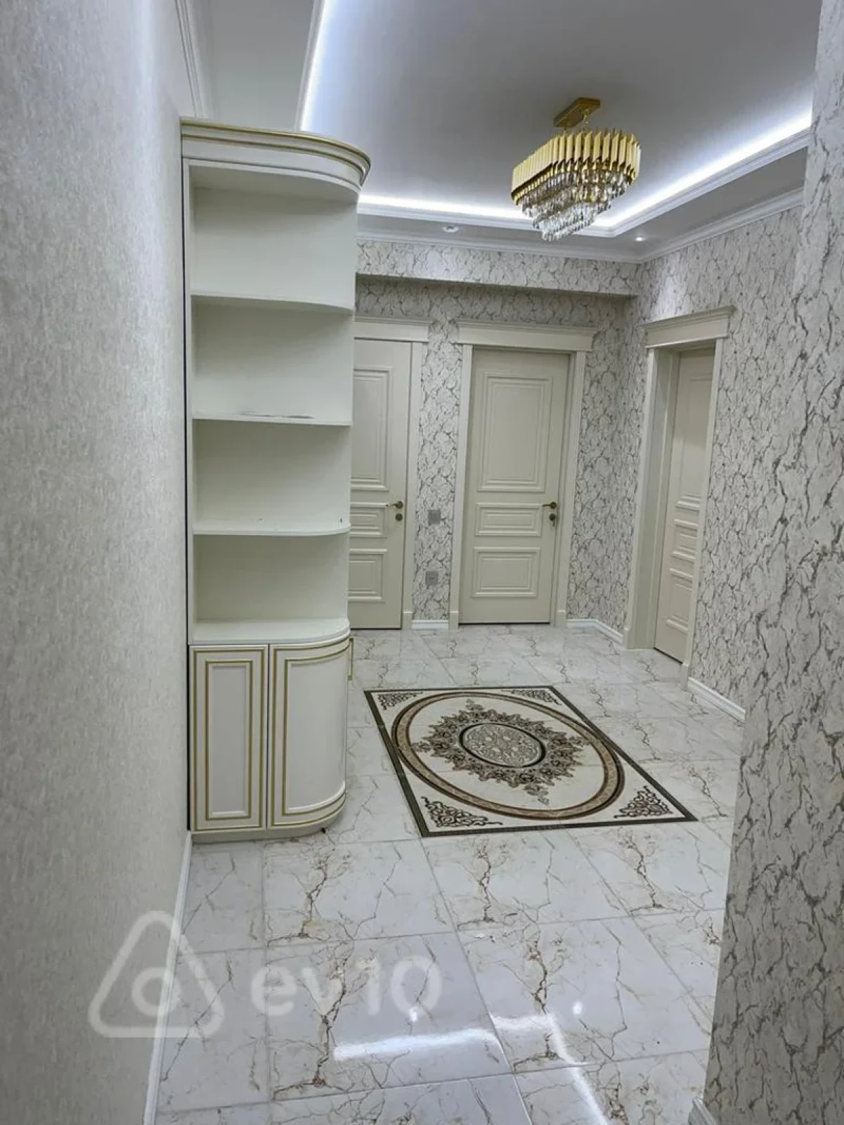 Kirayə verilir 2 otaqlı yeni tikili 115 m²