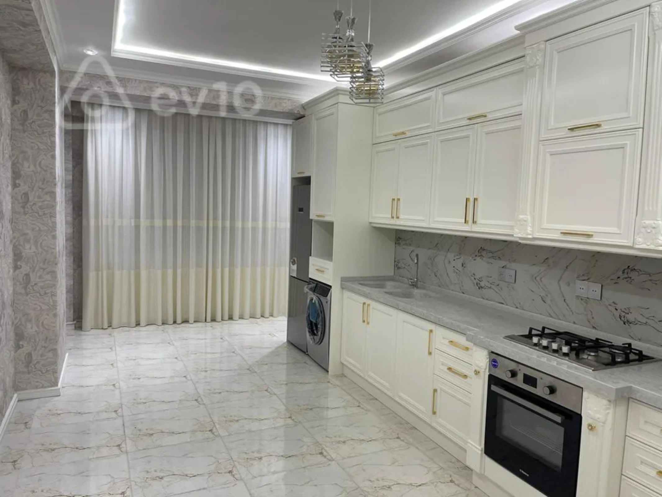 Kirayə verilir 2 otaqlı yeni tikili 115 m²