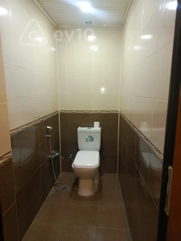 Kirayə verilir 2 otaqlı yeni tikili 93 m²