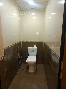 Kirayə verilir 2 otaqlı yeni tikili 93 m²
