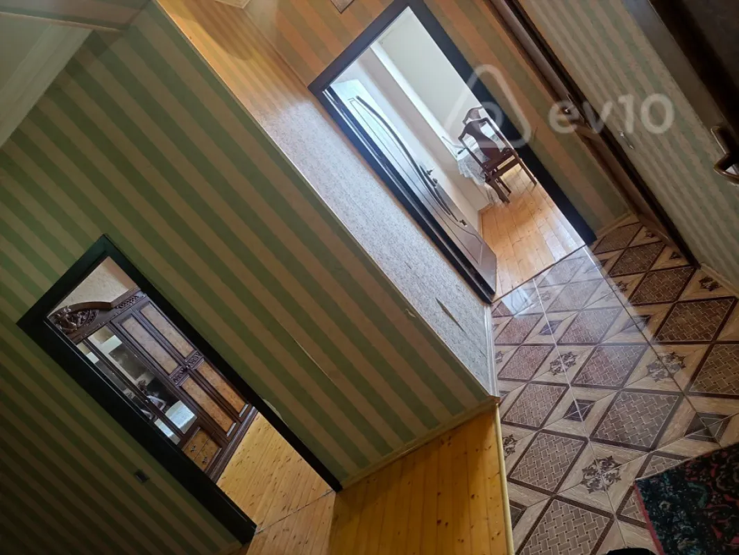 Kirayə verilir 2 otaqlı yeni tikili 93 m²