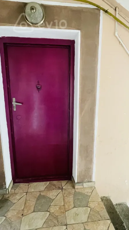 Kirayə verilir 2 otaqlı köhnə tikili 45 m²