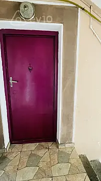 Kirayə verilir 2 otaqlı köhnə tikili 45 m²