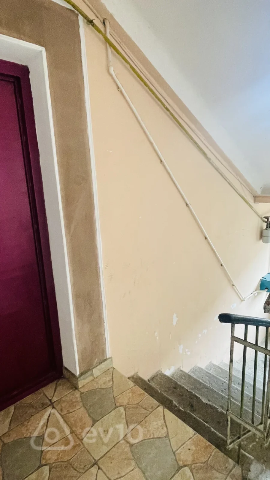 Kirayə verilir 2 otaqlı köhnə tikili 45 m²