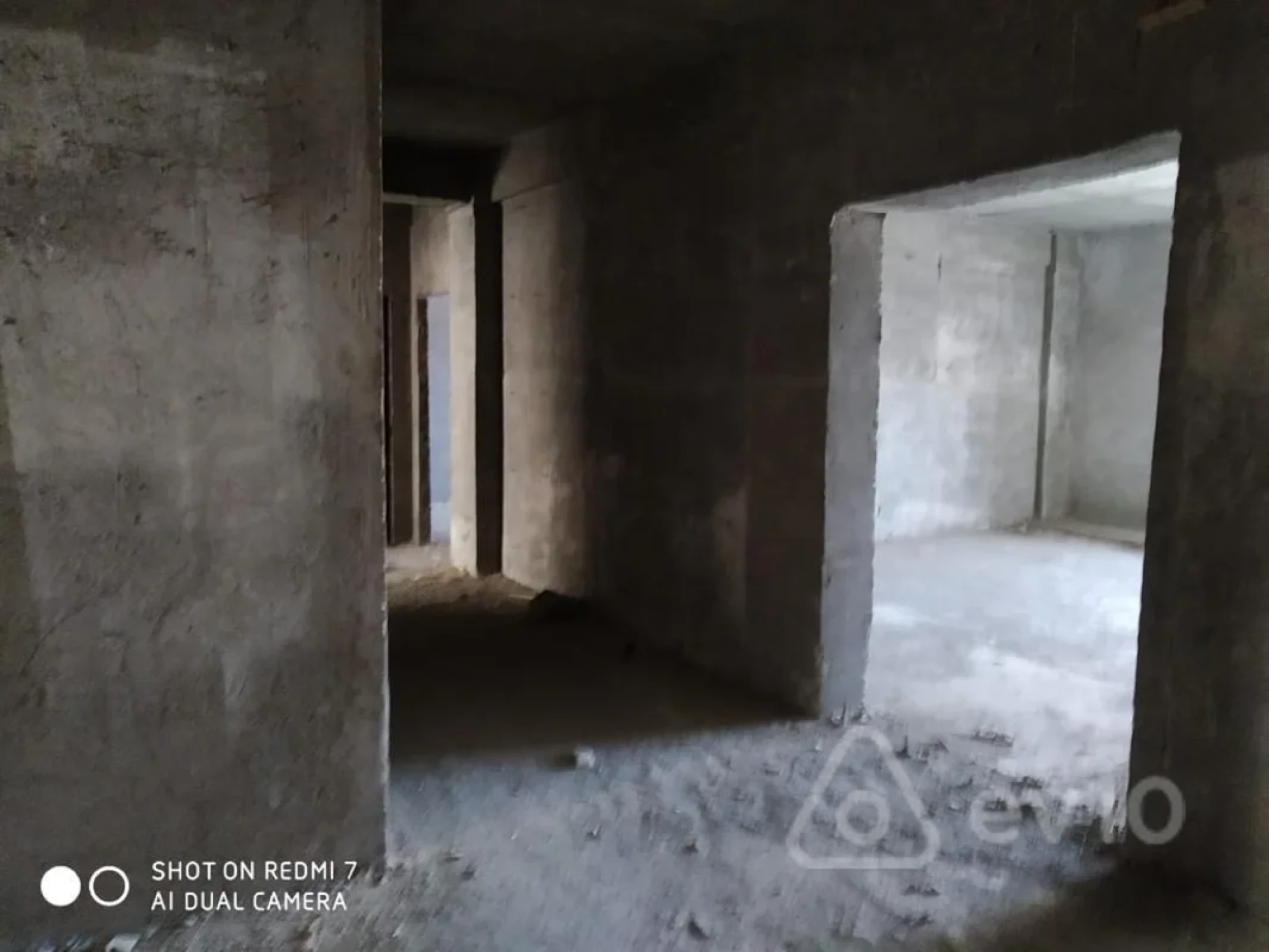 Satılır 3 otaqlı yeni tikili 140 m²