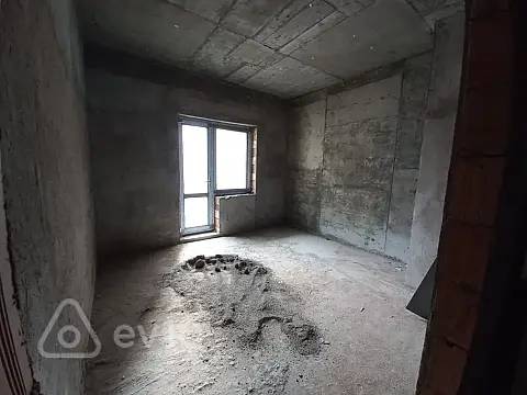 Satılır 3 otaqlı yeni tikili 140 m²