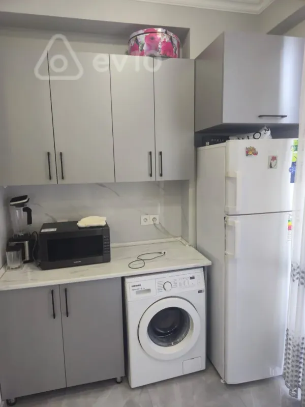 Satılır 2 otaqlı yeni tikili 68 m²