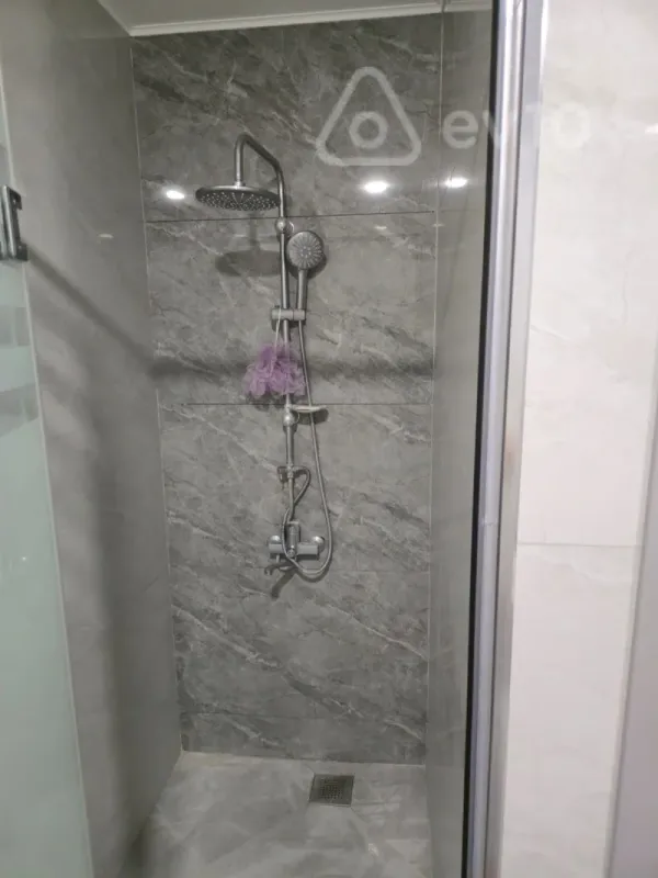 Satılır 2 otaqlı yeni tikili 68 m²