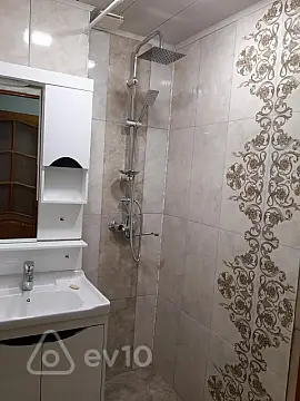 Kirayə verilir 2 otaqlı yeni tikili 55 m²