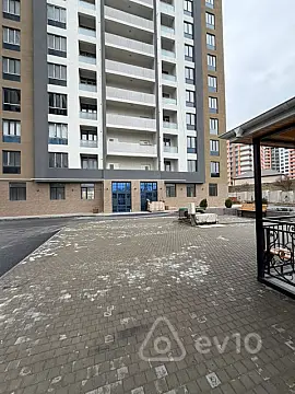 Satılır 3 otaqlı yeni tikili 125 m²