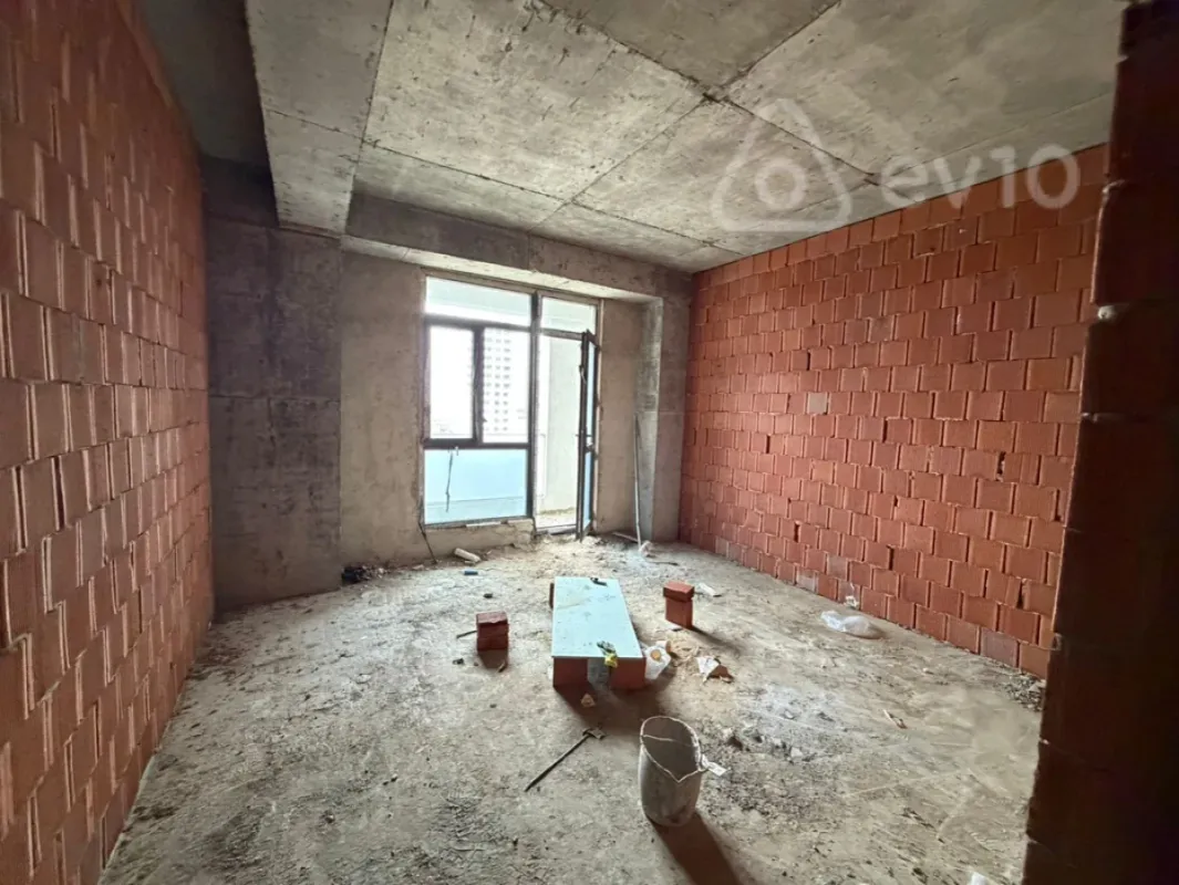 Satılır 3 otaqlı yeni tikili 125 m²