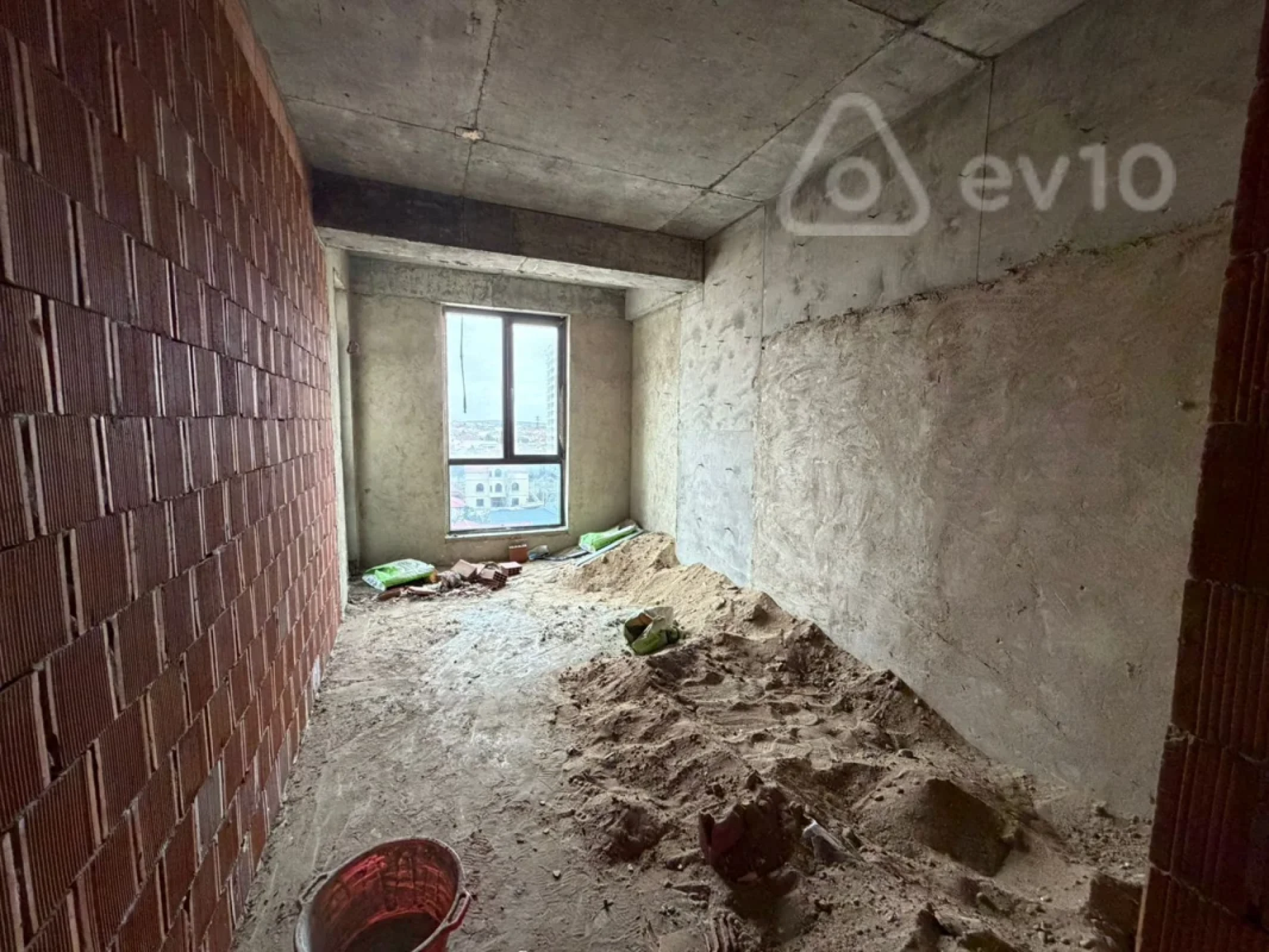 Satılır 3 otaqlı yeni tikili 125 m²