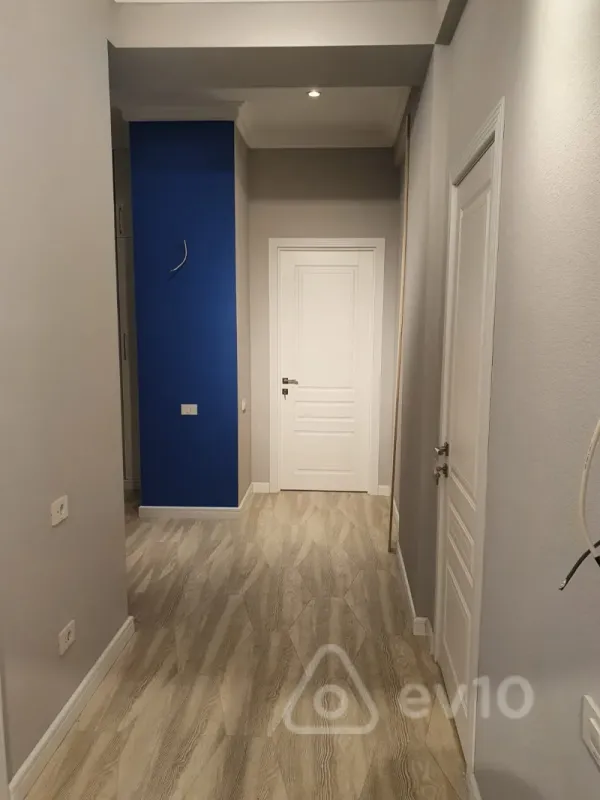 Satılır 3 otaqlı yeni tikili 97 m²