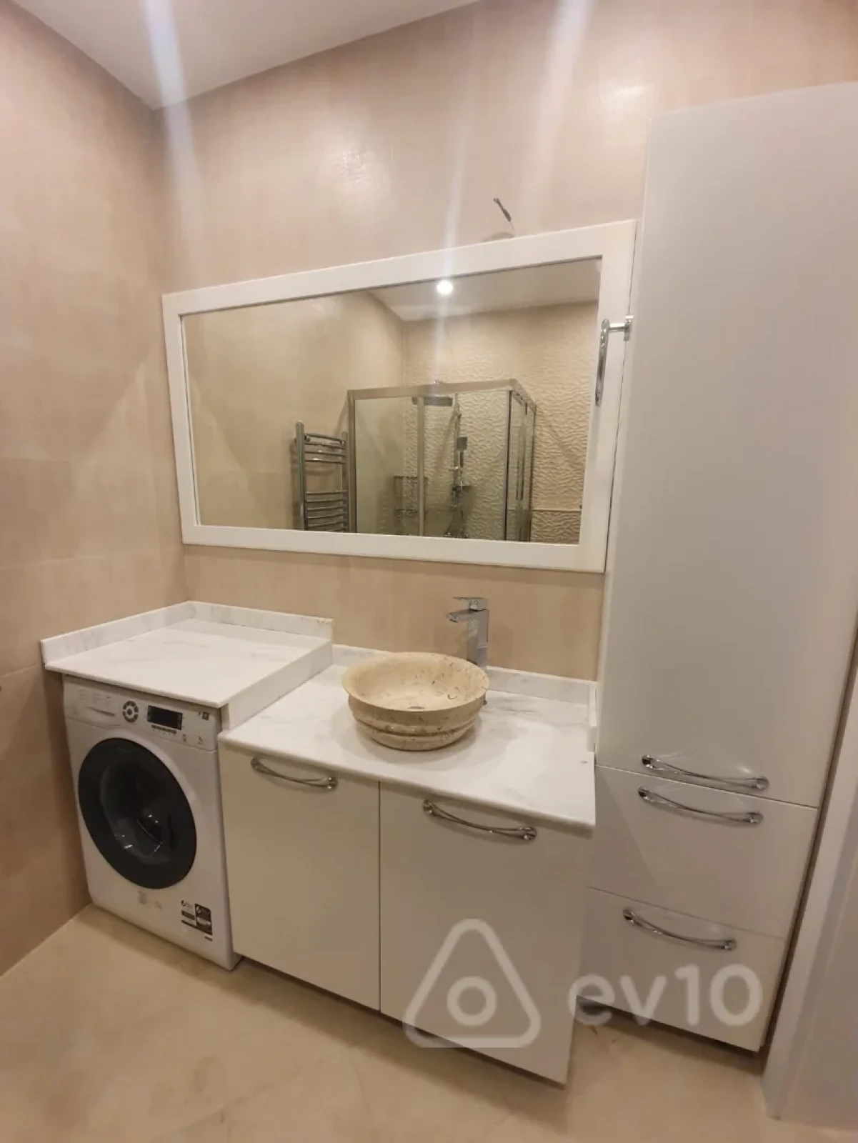 Satılır 3 otaqlı yeni tikili 97 m²